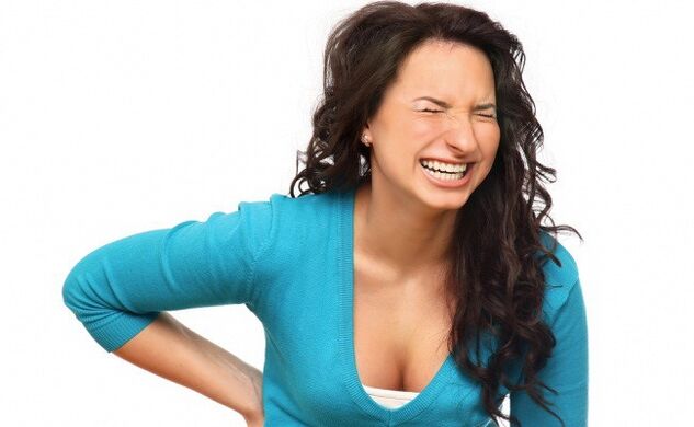 maux de dos signalés avec l'ostéochondrose thoracique